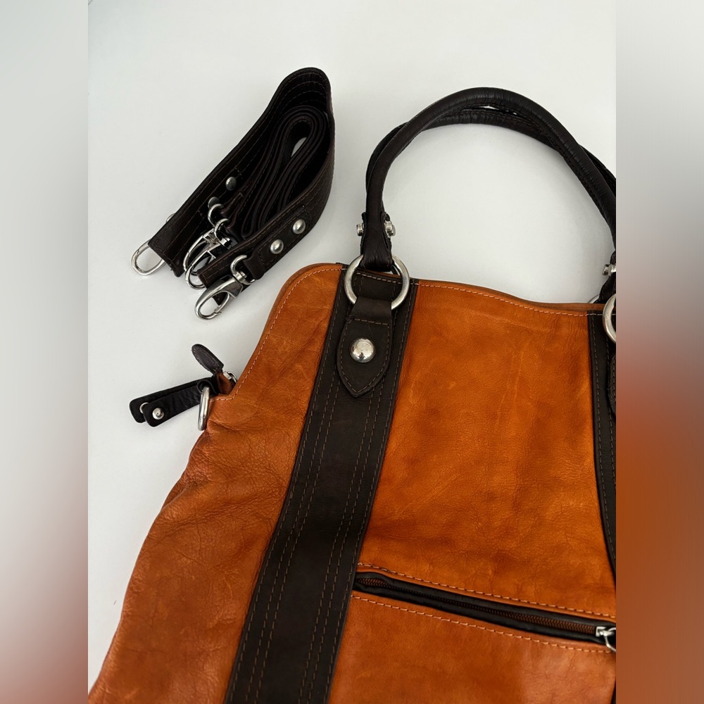 Handbag Genuine Leather Made in Italy 24” length Extra Straps - Picture 2 of 8